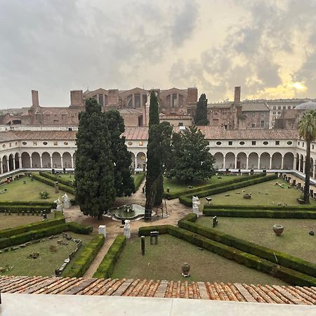 Camera X2 Con Splendida Vista Sulle Terme Di Diocleziano E Sul Chiostro Di Michelangelo Roma Eksteriør bilde